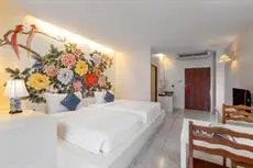 Sino House Phuket Hotel and Apartment 