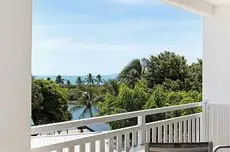 Airlie Beach Hotel 