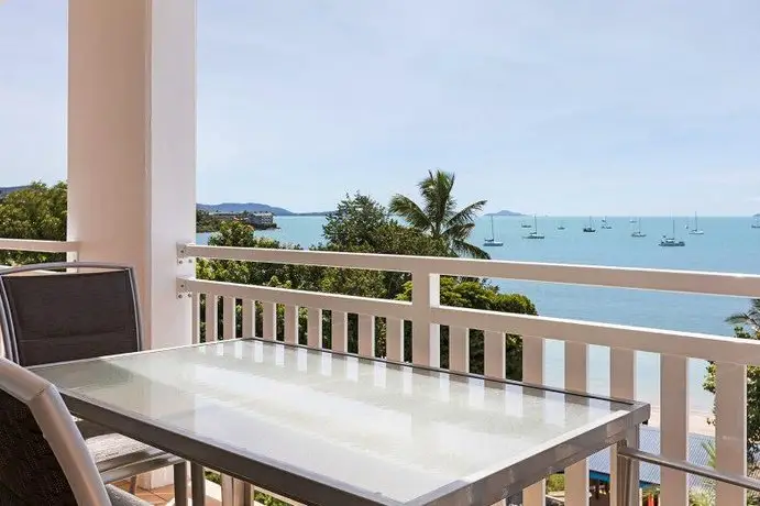 Airlie Beach Hotel 