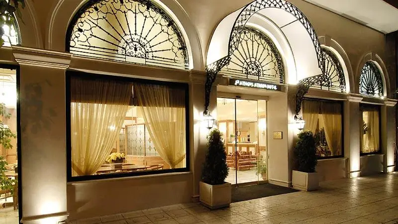 Athens Atrium Hotel & Jacuzzi Suites