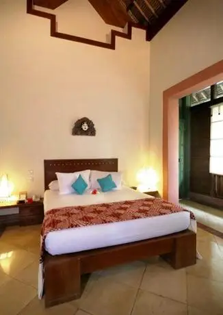 Alam Puri Art Museum Resort & Spa 