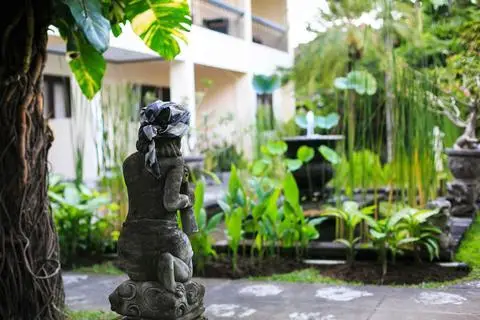 Legian Paradiso Hotel 