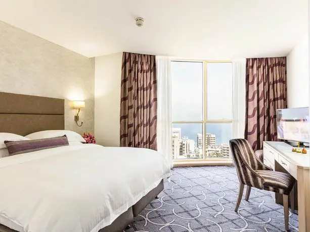 Gefinor Rotana Hotel 