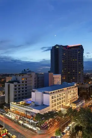 Movenpick Suriwongse Hotel Chiang Mai