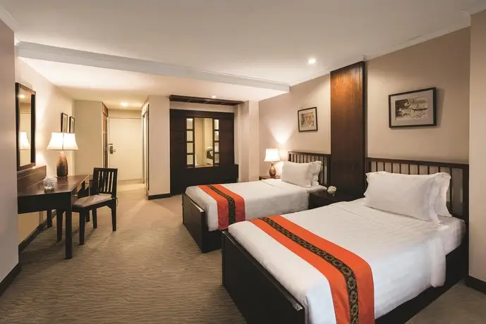 Movenpick Suriwongse Hotel Chiang Mai 