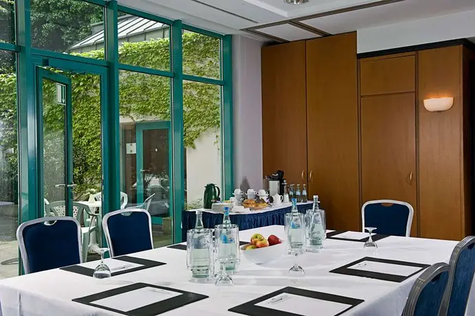 TRYP by Wyndham Koeln City Centre 