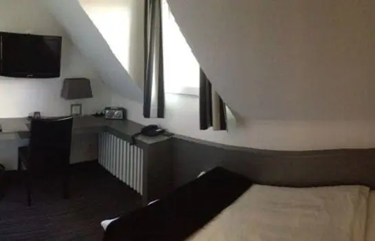 Hotel Lindenhof Dusseldorf 