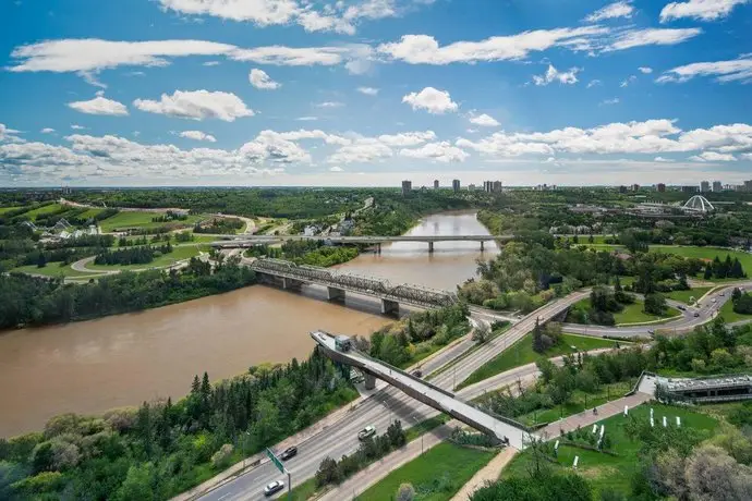 Courtyard By Marriott Edmonton Downtown 