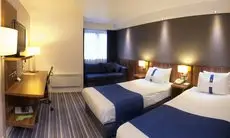 Holiday Inn Express Edinburgh Airport 