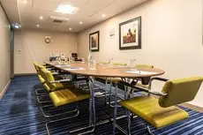 Holiday Inn Express Edinburgh Airport 