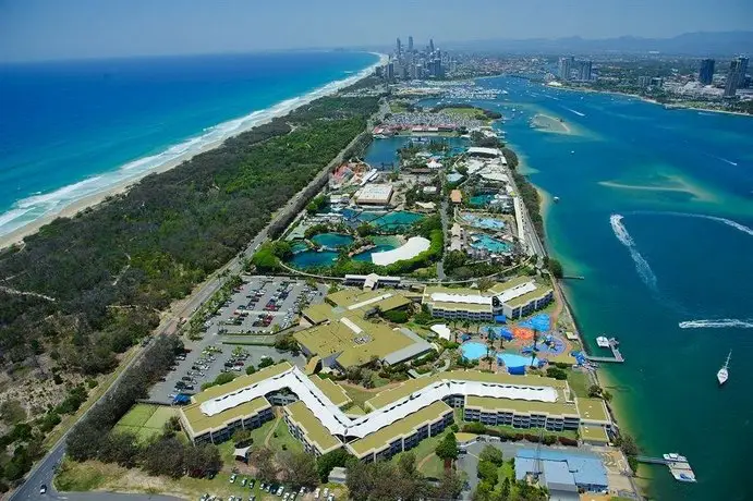 Sea World Resort & Water Park