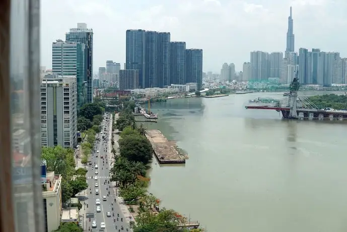 Renaissance Riverside Hotel Saigon 