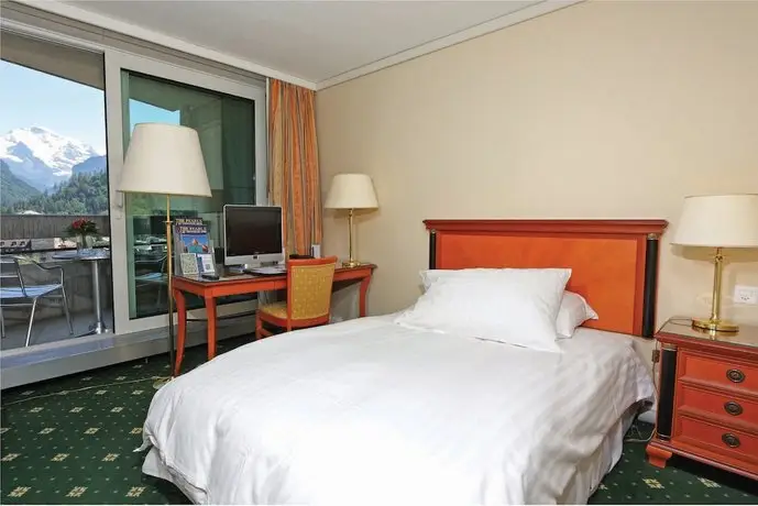 Metropole Swiss Quality Hotel 