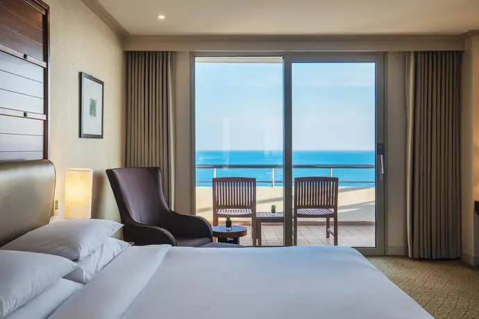 The Shore Hotel Jeju 