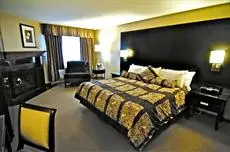 Ramada by Wyndham Kelowna Hotel & Conference Center 