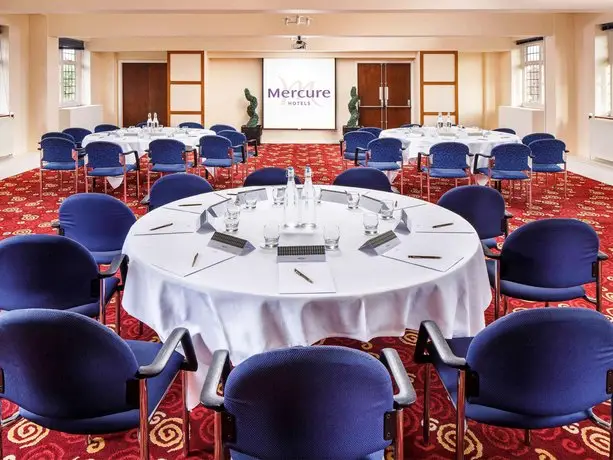 Mercure Leeds Parkway Hotel 