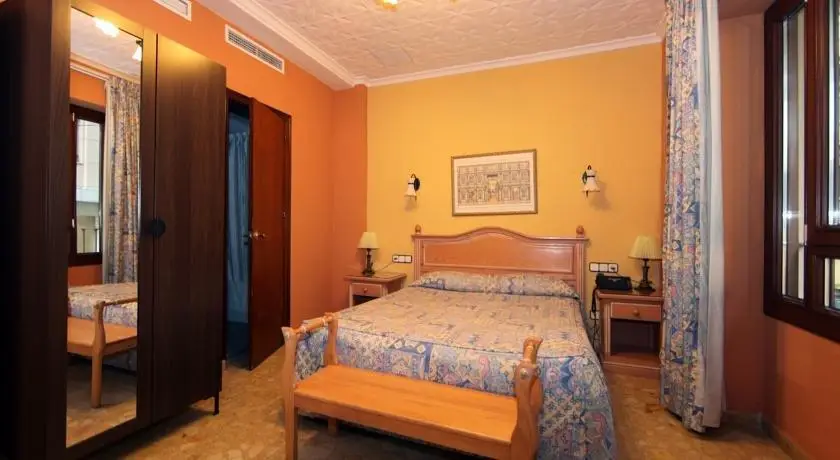 Hostal Victoria Malaga 