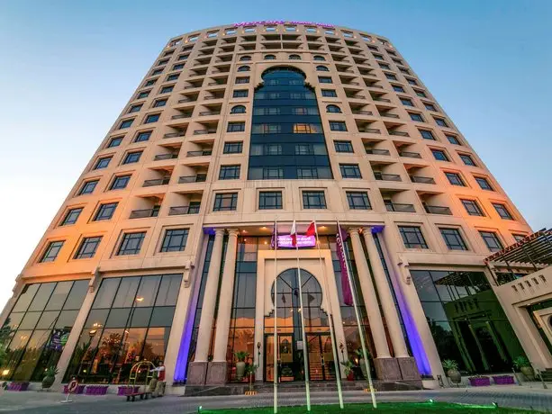 Mercure Grand Hotel Seef / All Suites