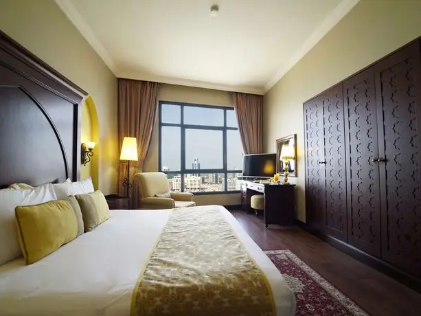 Mercure Grand Hotel Seef / All Suites 