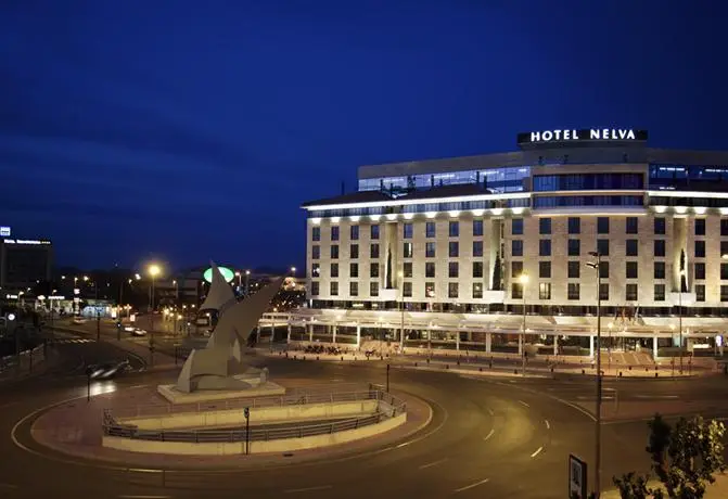 Nelva Hotel 