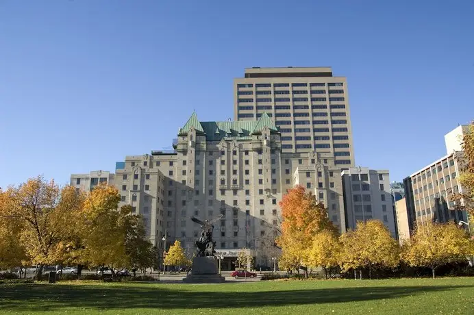 Lord Elgin Hotel 