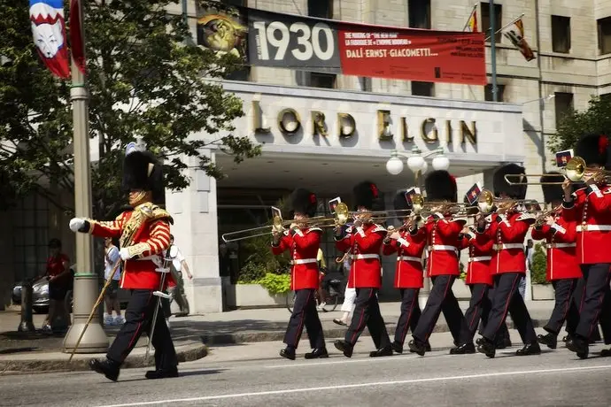 Lord Elgin Hotel 