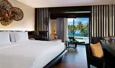 Le Meridien Phuket Beach Resort 