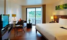 Le Meridien Phuket Beach Resort 