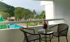 Le Meridien Phuket Beach Resort 