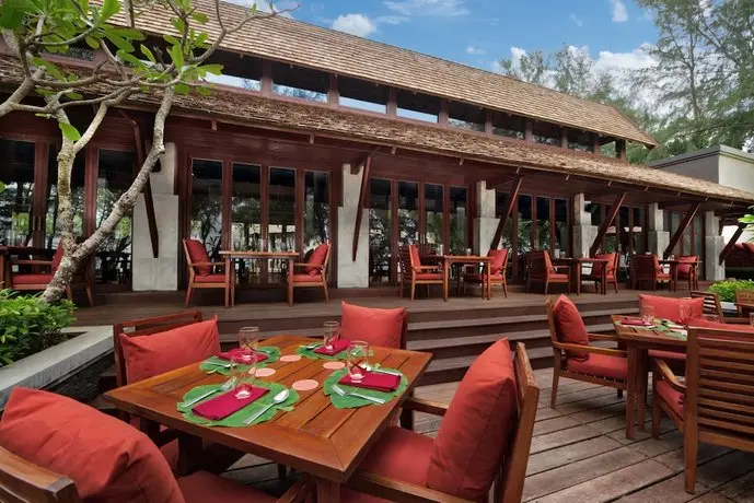 Marriott's Phuket Beach Club 