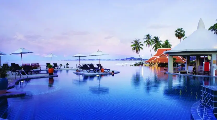 Samui Buri Beach Resort 