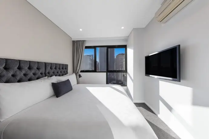 Meriton Suites Kent Street 