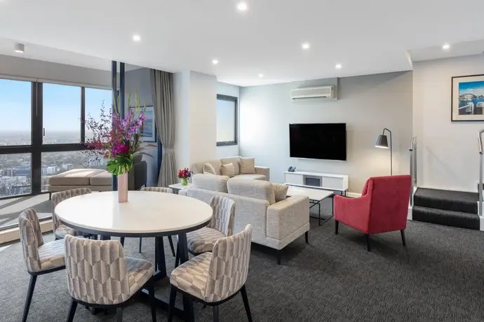 Meriton Suites Kent Street 