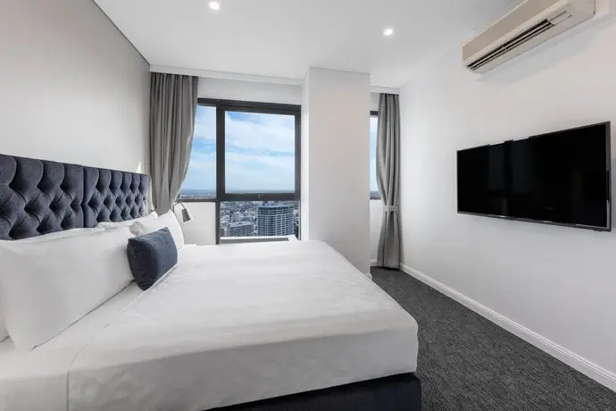 Meriton Suites Kent Street 