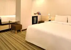 Yomi Hotel - ShuangLian 