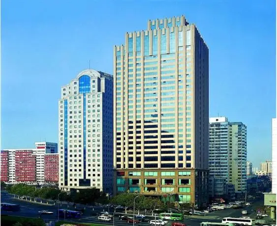 Central Plaza Hotel Dalian 