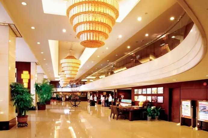 Shenzhen Luohu Century Plaza Hotel 