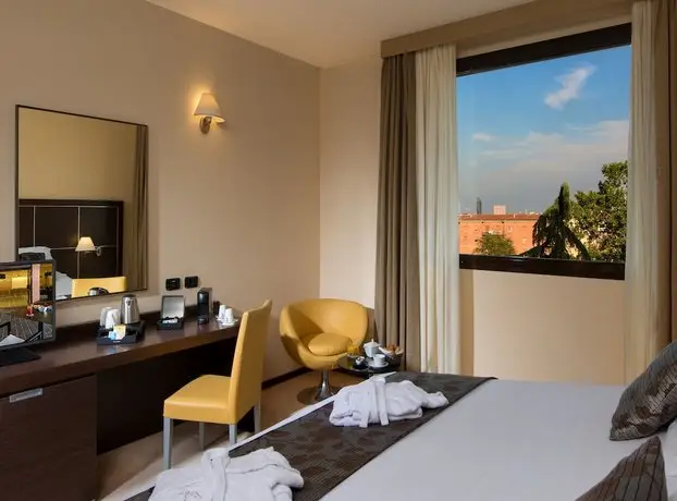 Aemilia Hotel Bologna 