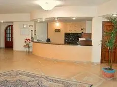 Hotel Akrabello 