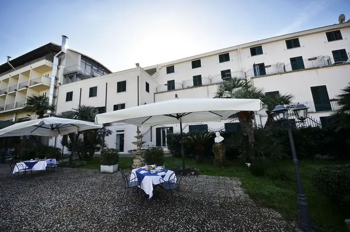 Hotel Villa d'Amato 