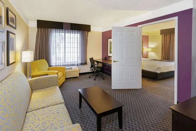 La Quinta Inn & Suites Phoenix Scottsdale 