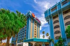 Clarion Inn & Suites Miami International Airport 