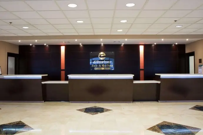 Clarion Inn & Suites Miami International Airport 