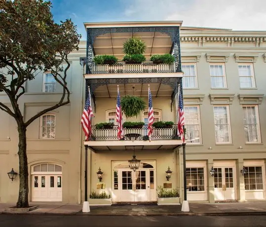 Bienville House Hotel