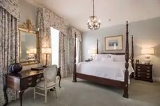 Bienville House Hotel 