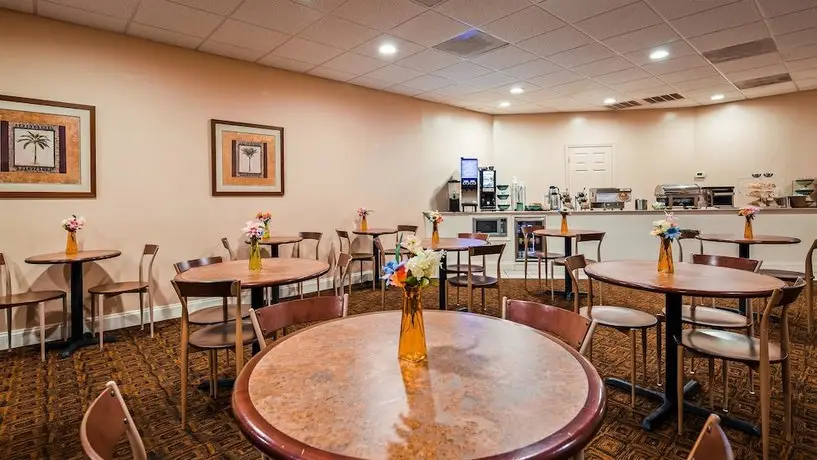 Best Western Ocean City Hotel and Suites 