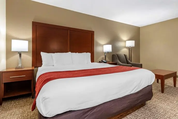 Comfort Inn and Suites Eastgate Cincinnati