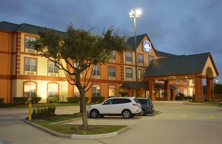 Best Western PLUS Hobby Airport Inn and Suites 