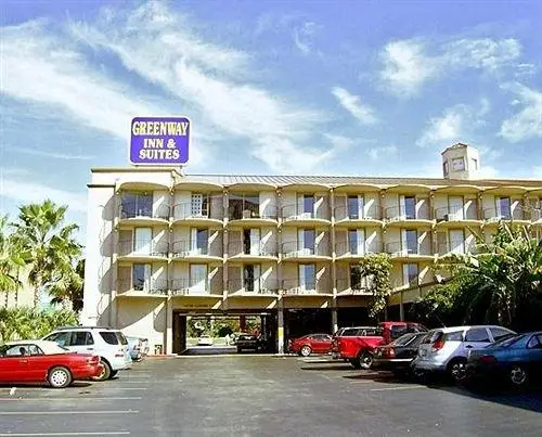 Greenway Inn & Suites 