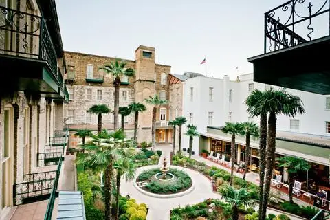 Menger Hotel